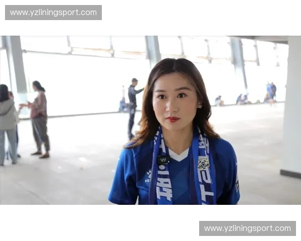 体育记者团聚焦赛场全景报道 深度剖析赛事背后的故事与冲突